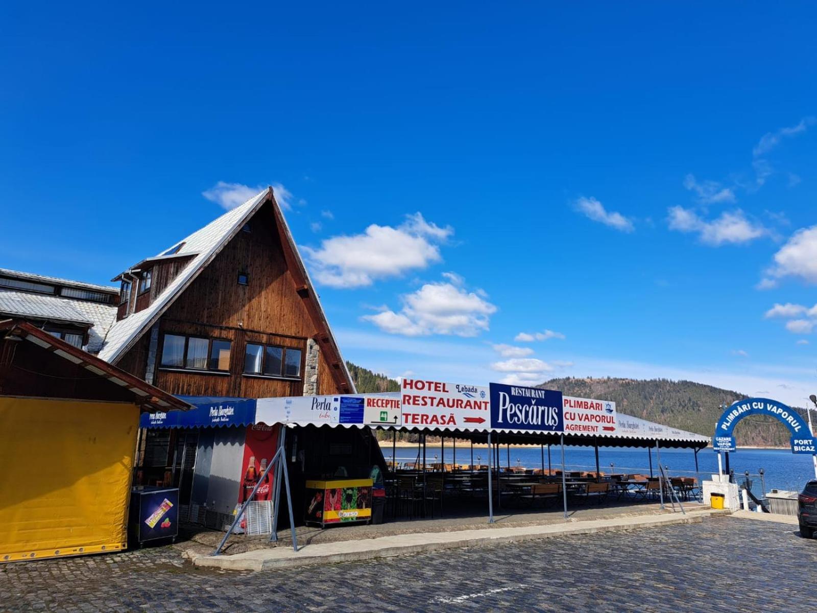 Hotel Pescarus Port Bicaz Bagian luar foto